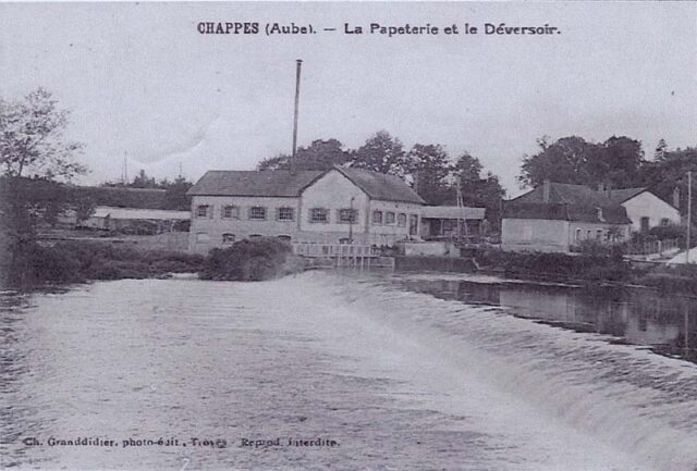 1920 Machine a vapeur dans le moulin de Chappes dans l'Aube