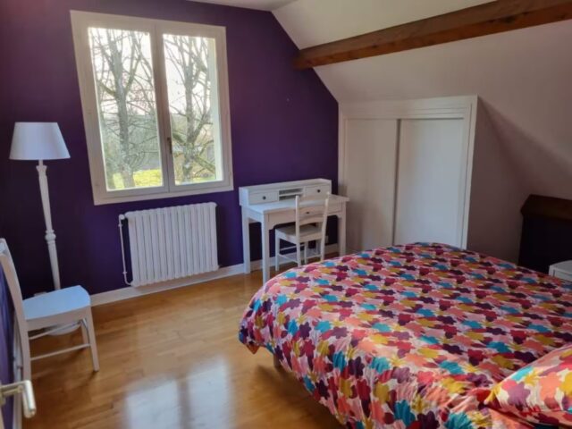 Villa du moulin, Chambre 3, violette, lit Queen size.