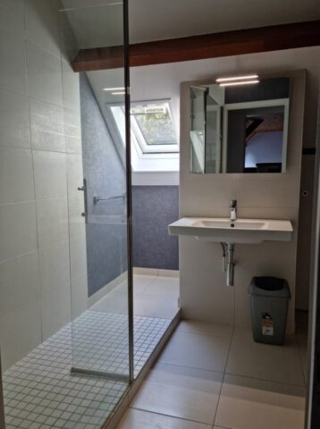 Gîte de groupe, proche Paris, salle de bain de la Villa du moulin